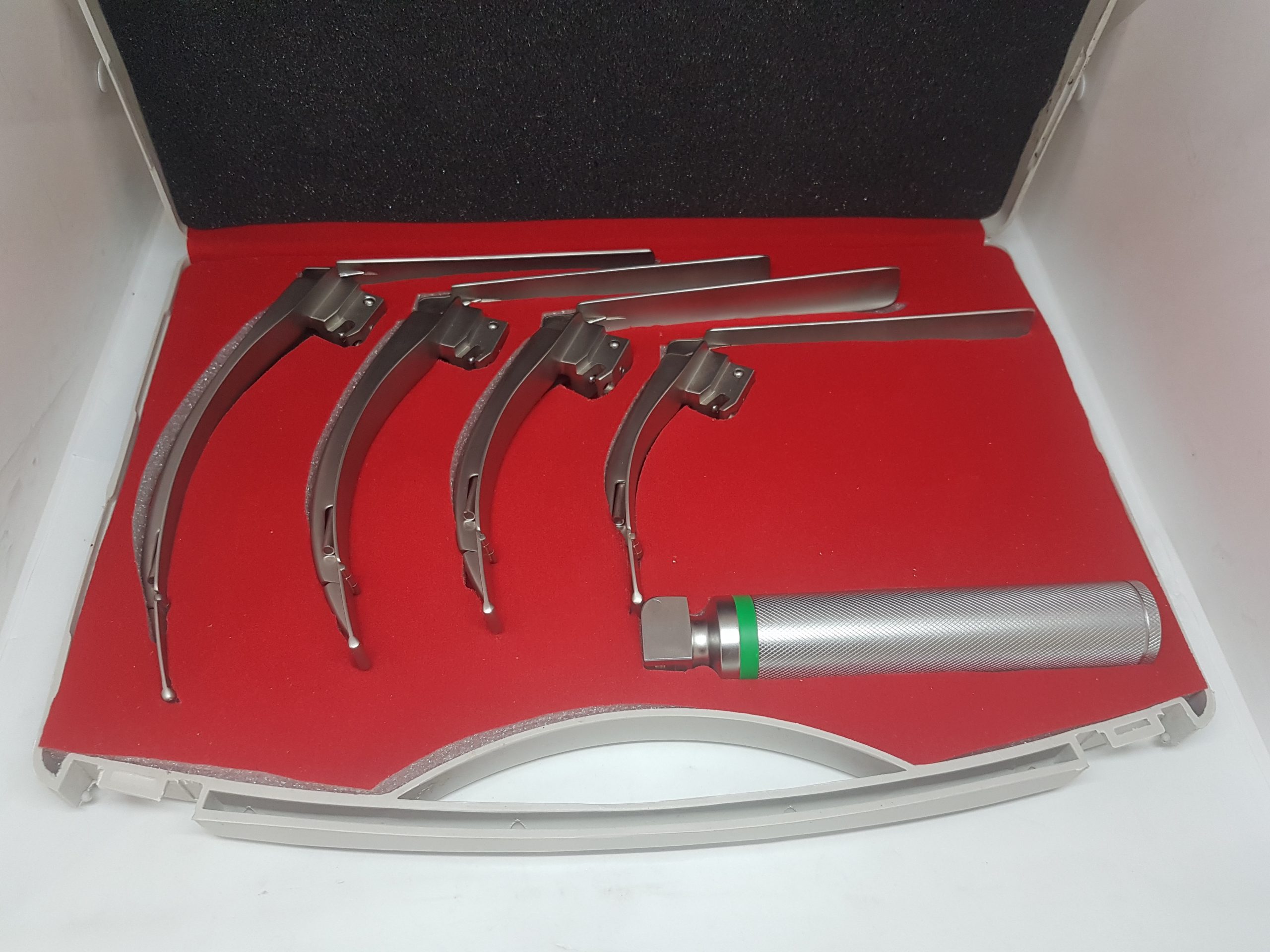 McCoy Fiber Optic Laryngoscope Set with Flex Tip Blade 2, 3, 4 & 5