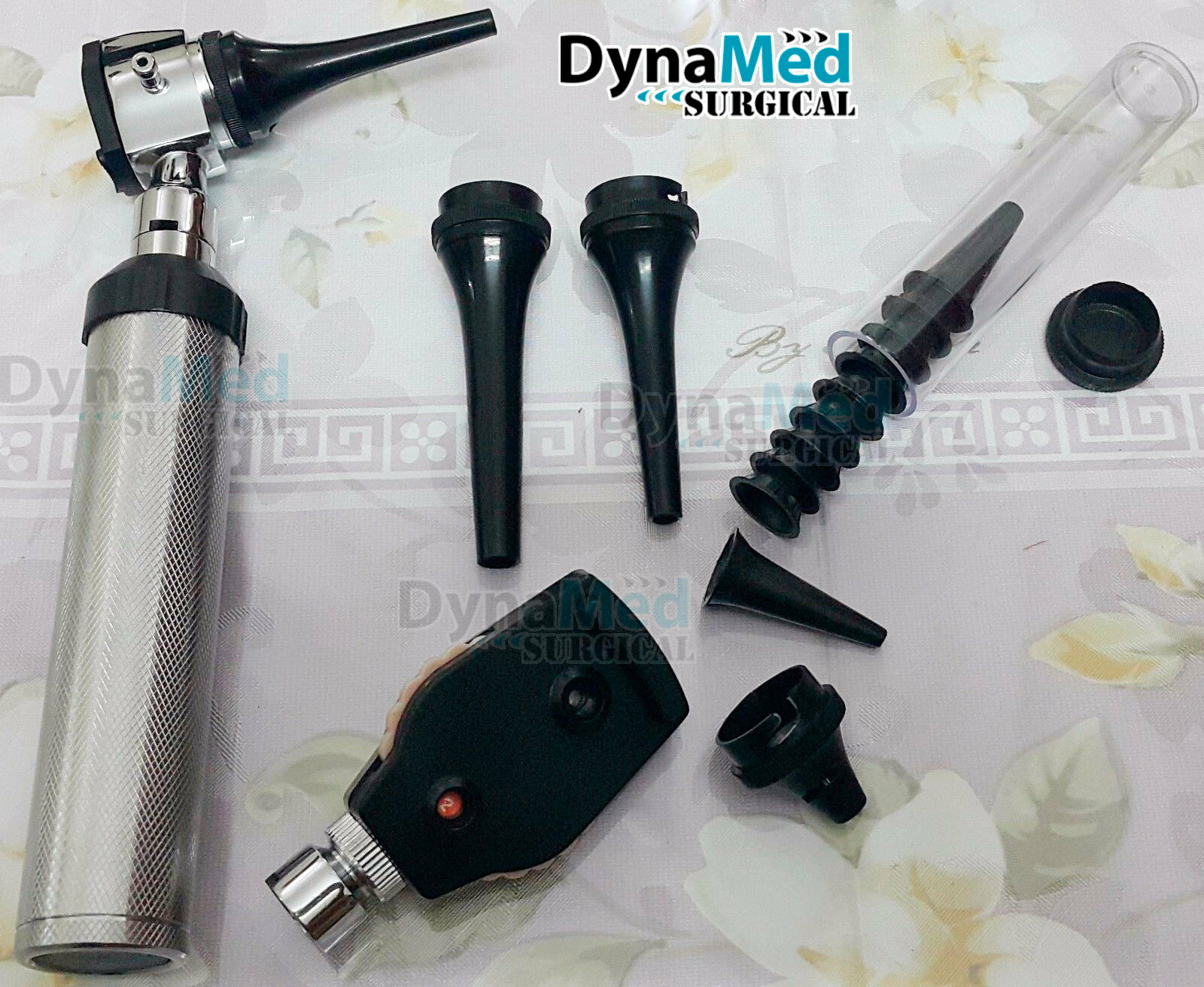 Veterinary-Ophthalmoscope-Otoscope-Diagnostic-Set-Whitest-LED-illumination1.jpg